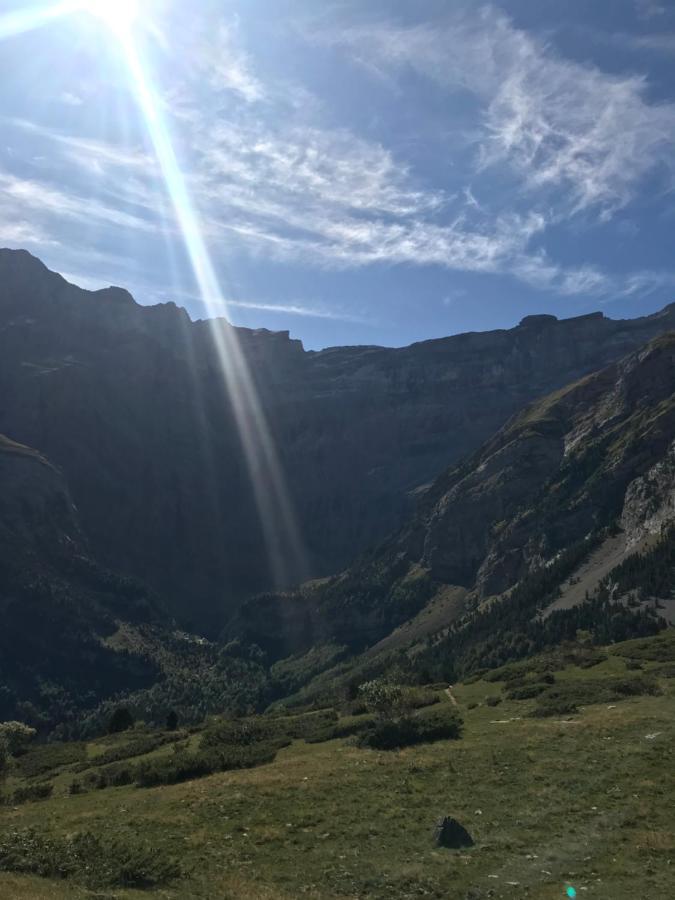 Apartmán Chez Sarre Bareilles Exteriér fotografie